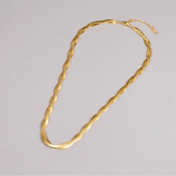 18K Gold Plated Twist Flat Necklace - Picture 5 of 5